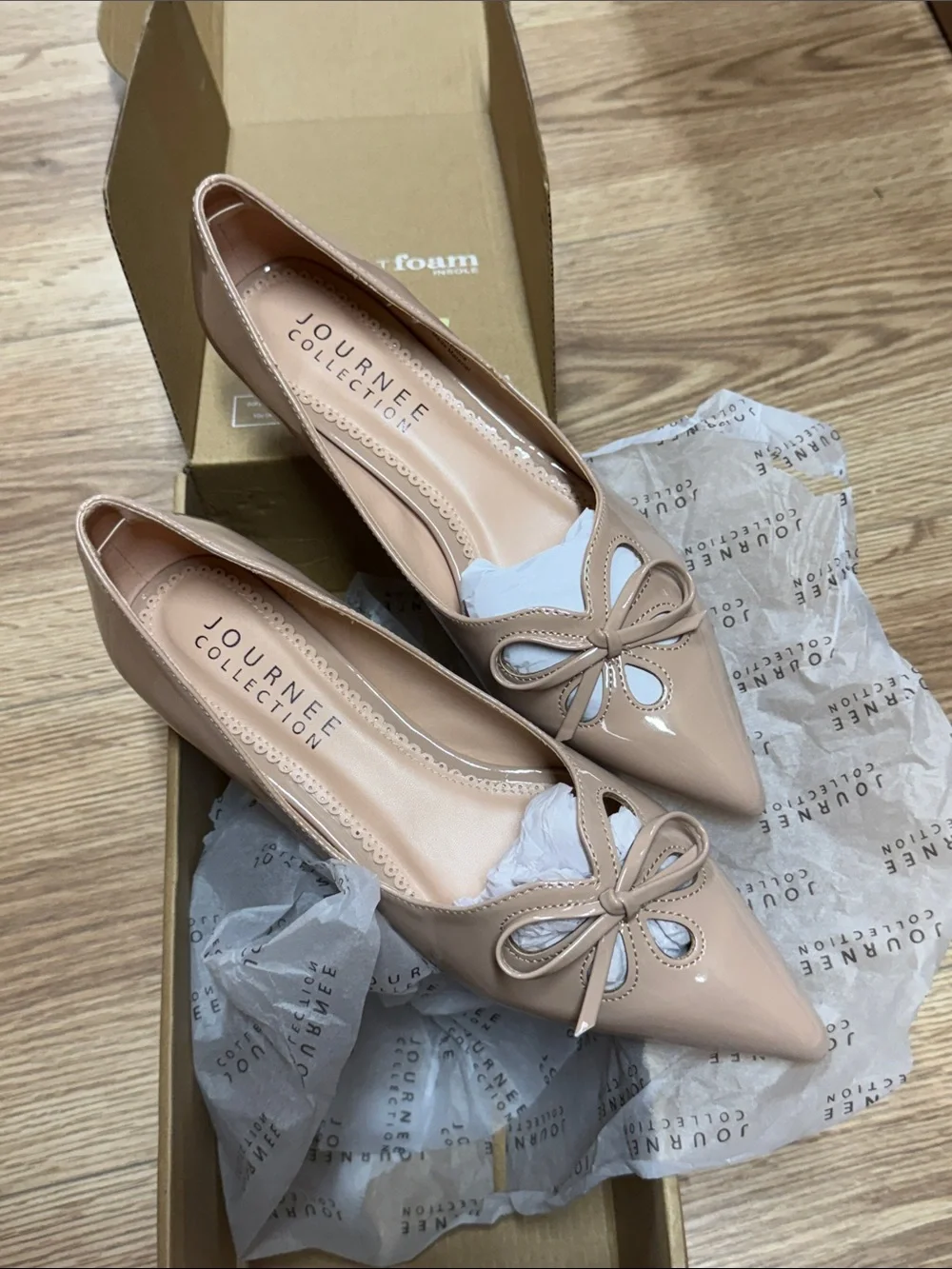 JOURNEE COLLECTION Lutana Kitten Heel Pump In Nude